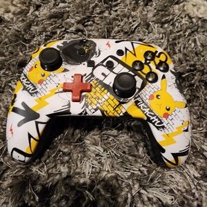 Nintendo Switch Controller - Pokemon Pikachu